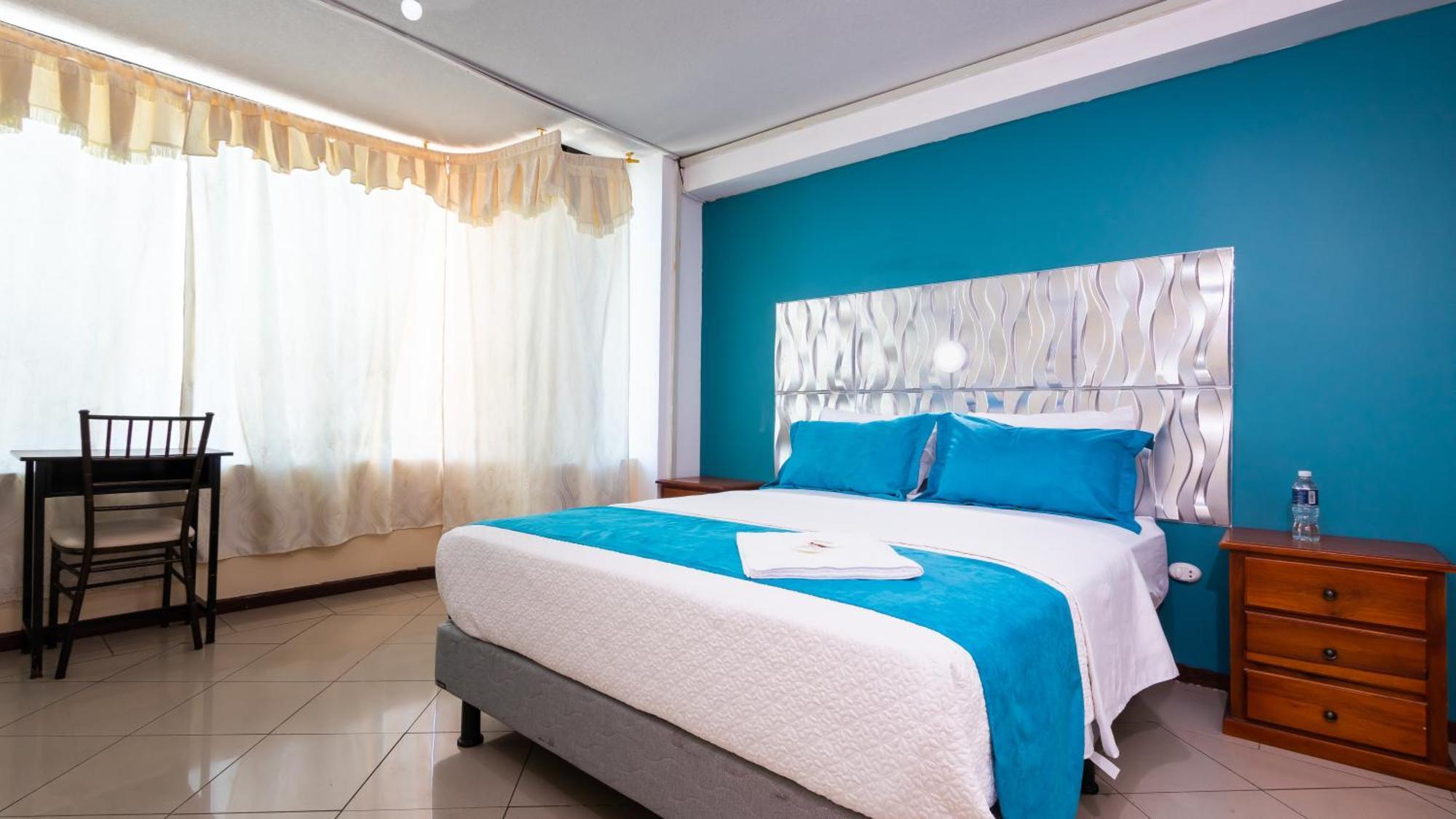 Hotel Miraflores Ibarra Buitenkant foto