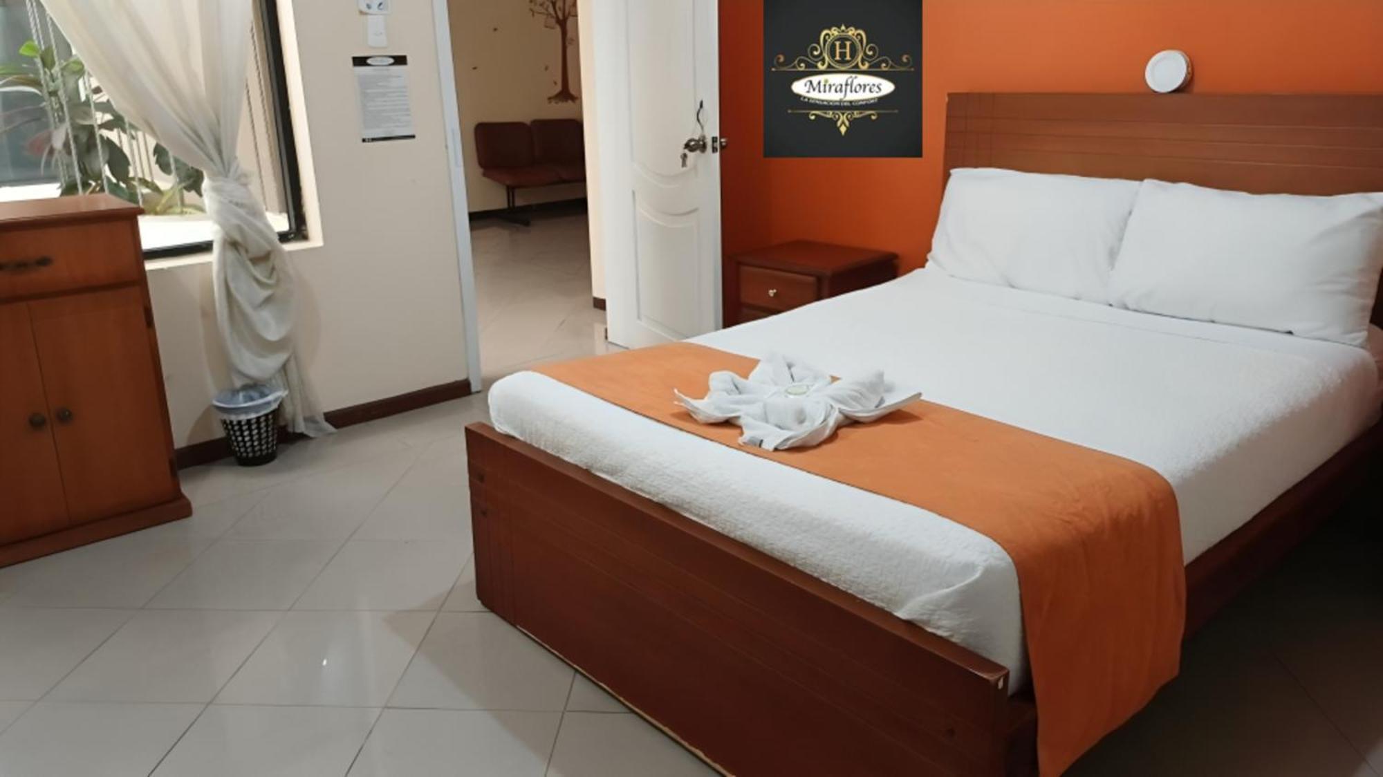 Hotel Miraflores Ibarra Buitenkant foto