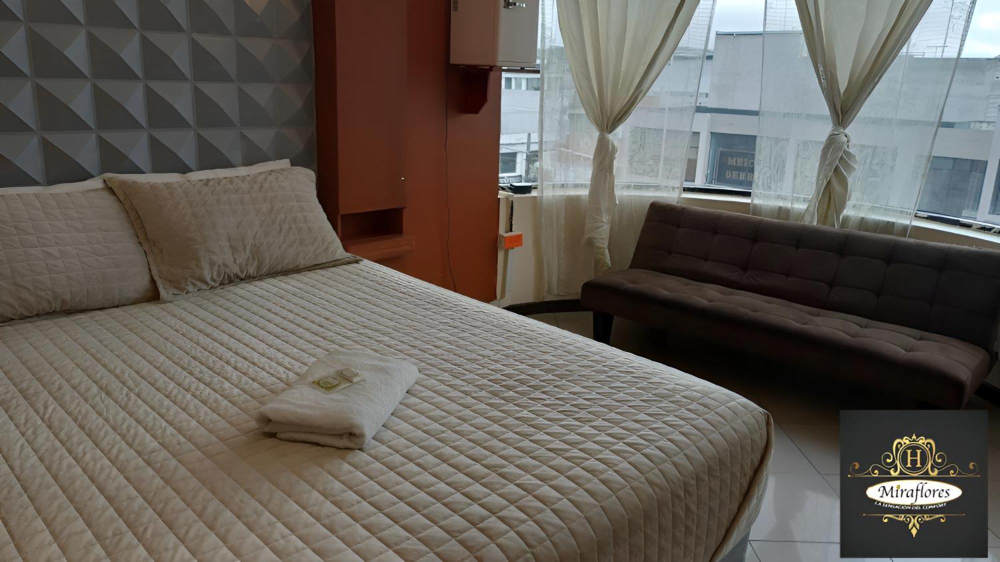 Hotel Miraflores Ibarra Buitenkant foto