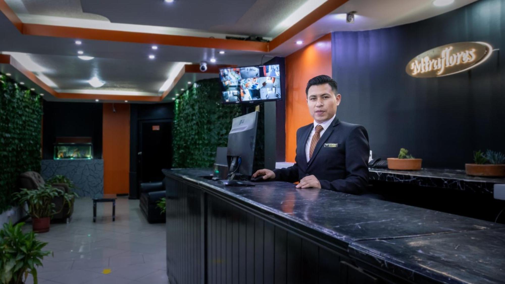 Hotel Miraflores Ibarra Buitenkant foto