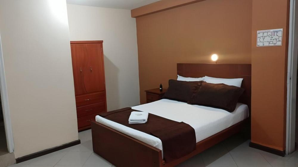 Hotel Miraflores Ibarra Buitenkant foto