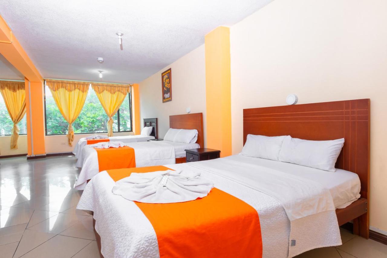 Hotel Miraflores Ibarra Buitenkant foto
